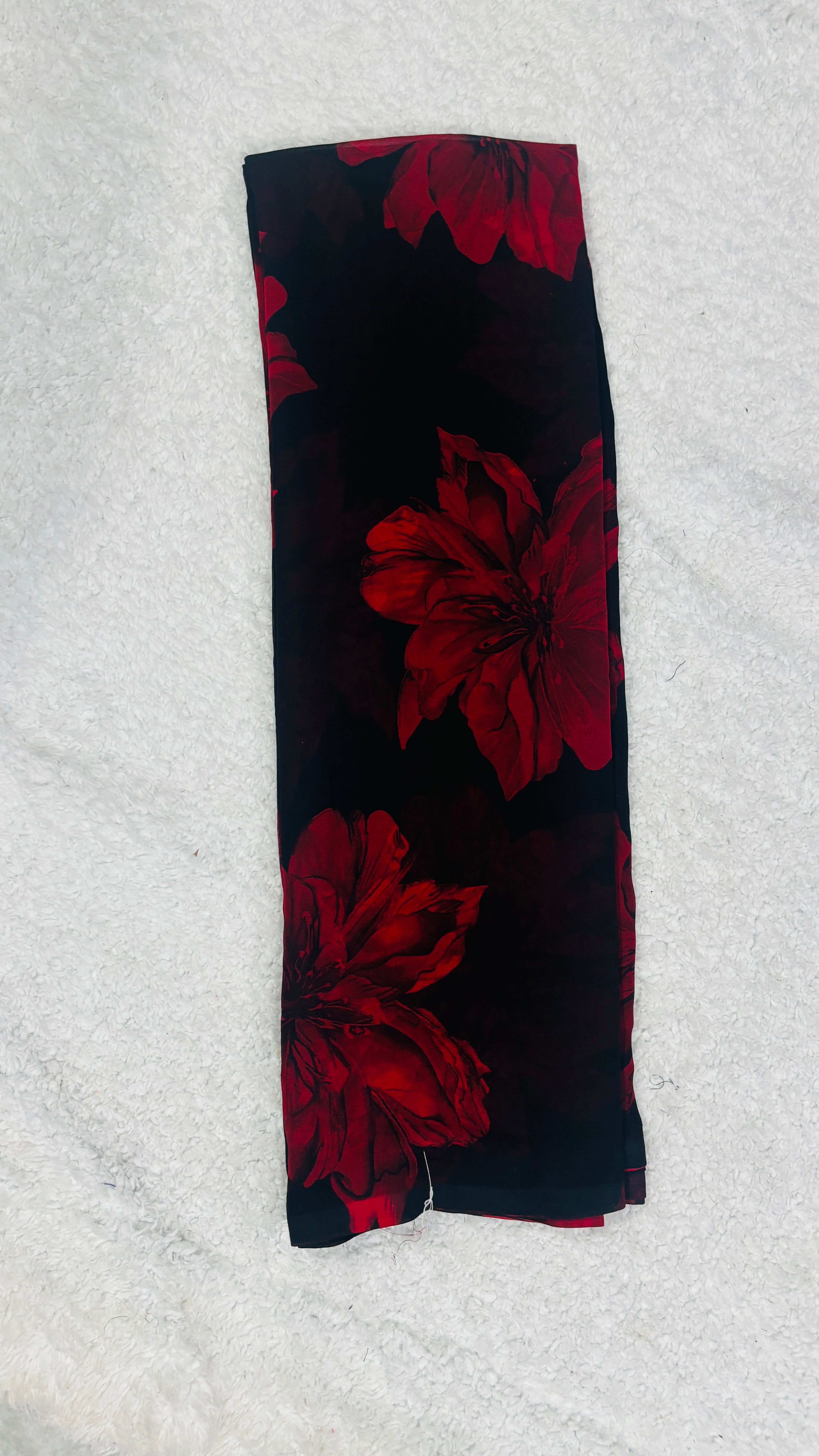 Flower Printed Georgette Black and red saree with Blouse piece-6.30m| Daily Wear Saree For Women